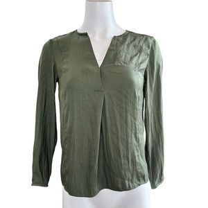Banana Republic Pullover Long Sleeve Blouse Green XS